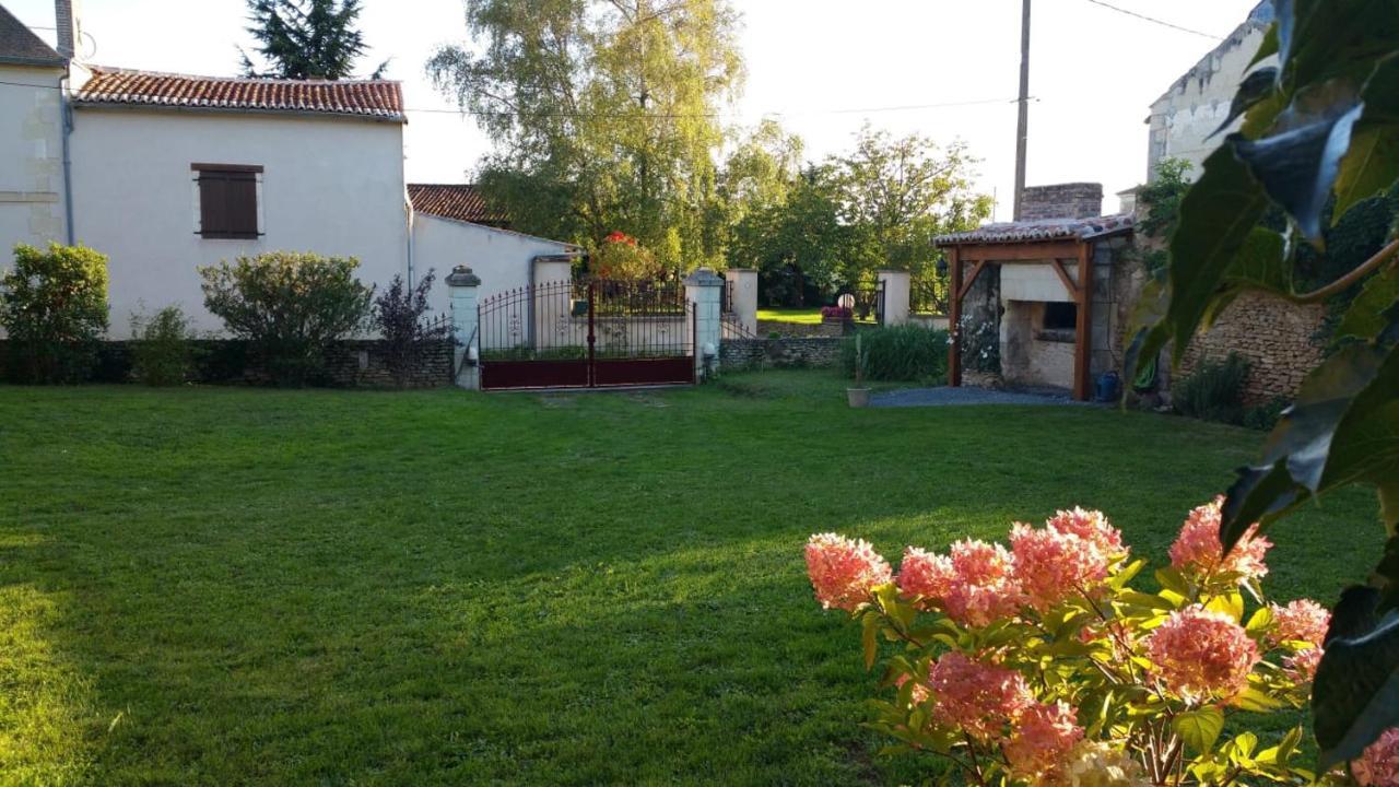 Appartamento La Ferme Du Grand Bois Mouterre-Silly Esterno foto